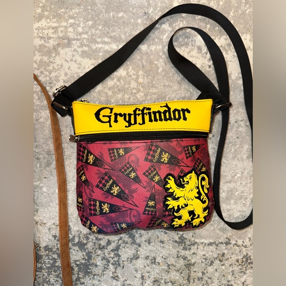 Harry Potter | Hogwarts Exclusive Bags x 3 - Picture 3 of 8